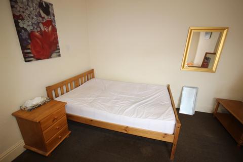 undefined, Calais Road, Burton upon Trent DE13