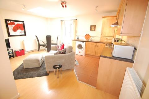 2 bedroom flat to rent, Caxton Court, Burton upon Trent DE14