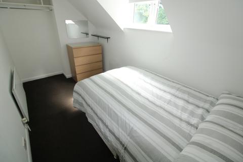 1 bedroom in a house share to rent, Newton Road, Burton upon Trent DE15