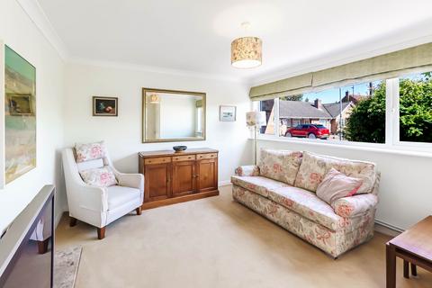 2 bedroom detached bungalow for sale, Holme Close, Oakington, CB24