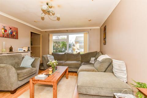 10 Welton Close, Tonbridge, TN9 2QX