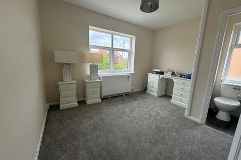 1 bedroom flat to rent, Yaxley, Peterborough PE7