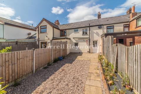 2 bedroom house for sale, Liverpool Old Road, Preston PR4