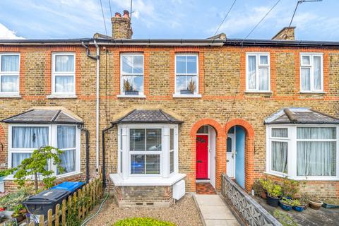 1 bedroom flat for sale, Gibbon Road, Kingston Upon Thames, KT2