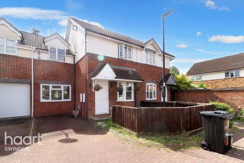 3 bedroom terraced house for sale, Syon Close, Swindon
