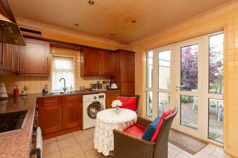 19 Quex View Road, Birchington, CT7 0DZ