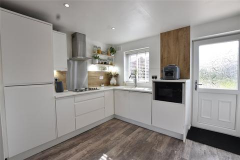 7 Vine Close, Shaw, Oldham, OL2 7TG