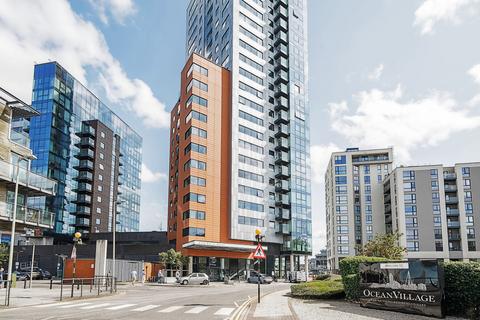 2 bedroom flat for sale, Ocean Way, Ocean Village, Southampton, Hampshire, SO14