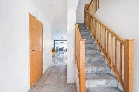 10 Headington Close, Hanham, Bristol, BS15 3BF