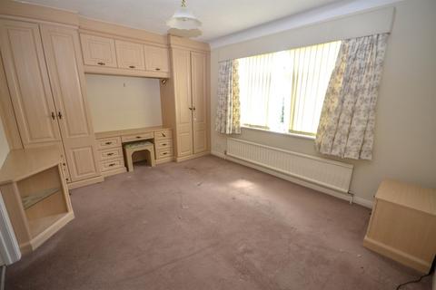 2 bedroom bungalow for sale, Ferndale Grove, East Boldon