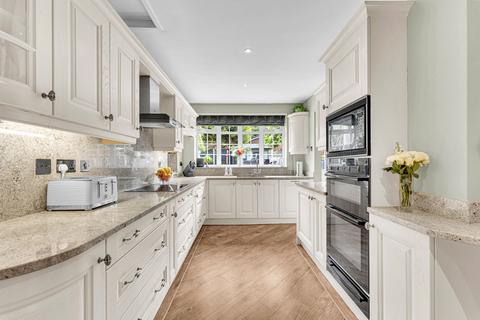 4 Cadshaw Close, Birchwood, Warrington, WA3 7LR