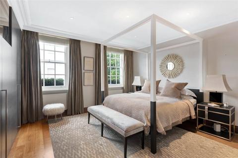 5 bedroom house for sale, Montpelier Street, Knightsbridge, SW7