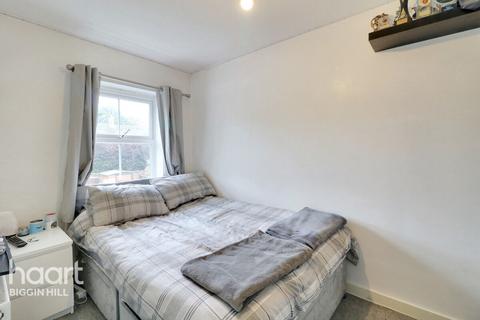 14 Curchin Close, Biggin Hill, Westerham, TN16 3GF