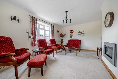 15 Tilstone Close, Eton Wick, Windsor, SL4 6NG