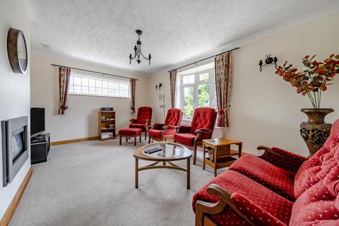 15 Tilstone Close, Eton Wick, Windsor, SL4 6NG