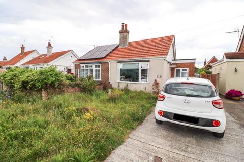 1 bedroom semi-detached bungalow for sale, North Crescent, Hayling Island