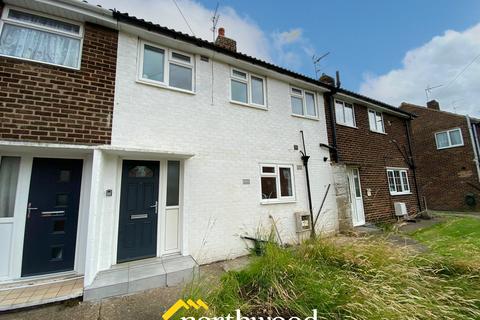 3 bedroom terraced house to rent, Marshland Road, Doncaster DN8