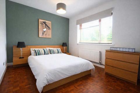 3 bedroom apartment to rent, Gooden Court, Harrow