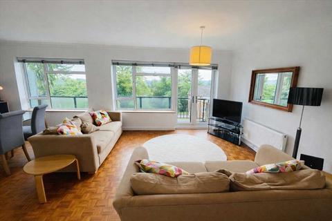3 bedroom apartment to rent, Gooden Court, Harrow