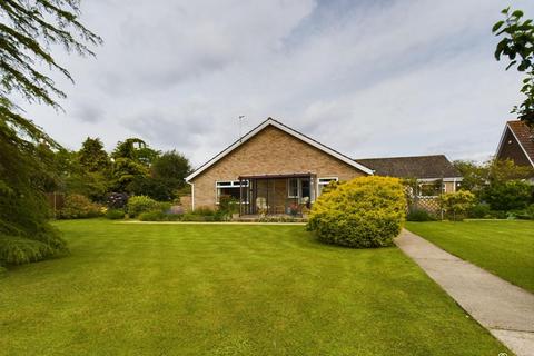 3 bedroom bungalow for sale, Church Street , Scunthorpe DN17