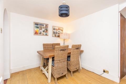 2 bedroom end of terrace house for sale, Shalmsford Street, Chartham, CT4