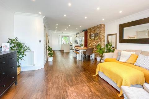 4 bedroom house to rent, Cotterill Road, Surbiton, KT6