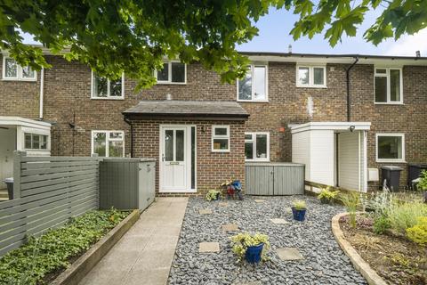 6 Dyson Drive, Winchester, SO23 7HN