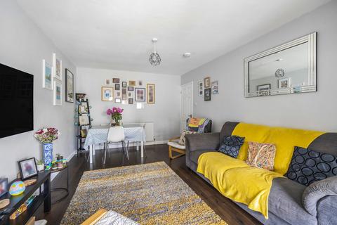 6 Dyson Drive, Winchester, SO23 7HN