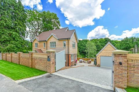 4 bedroom detached house for sale, London Road, Rake, Liss