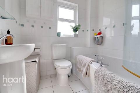 19 Hamble Way, Hilton, Derby, DE65 5NT