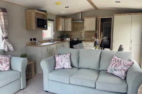 2 bedroom static caravan for sale, Par Sands Coastal Holiday Park