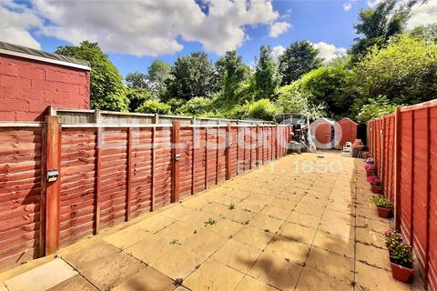 160b London Road, Wembley, HA9 7HG