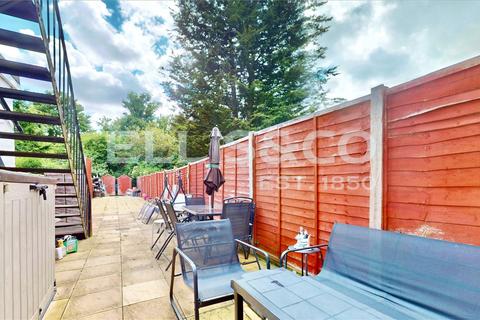 160b London Road, Wembley, HA9 7HG