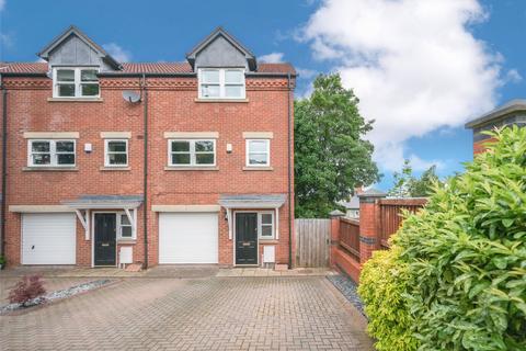 3 bedroom end of terrace house for sale, Victoria Mews, Whickham, NE16