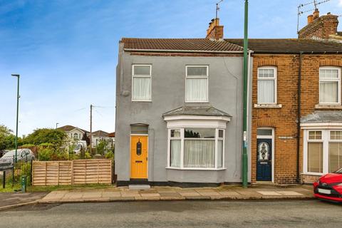 3 bedroom end of terrace house for sale, High Street, Saltburn-by-the-Sea TS12