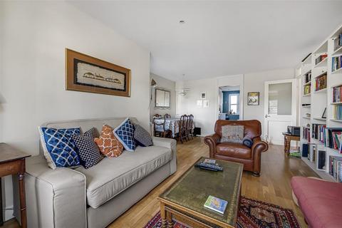 2 bedroom flat for sale, Westville Road, W12