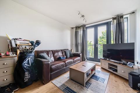1 bedroom apartment for sale, Skylark Avenue, Greenhithe, Kent