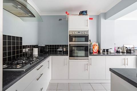 46 Blithewood Gardens, Norwich, NR7 8PN