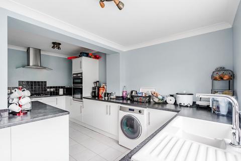 46 Blithewood Gardens, Norwich, NR7 8PN