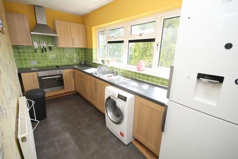 2 bedroom flat for sale, Tree Walk, Stretford, M32 9AL