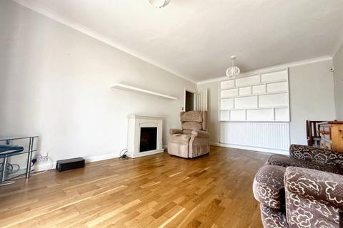 2 bedroom flat for sale, Ambleside Avenue, Telscombe Cliffs BN10