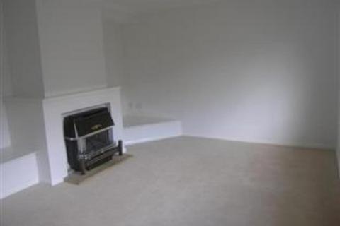 3 bedroom semi-detached house to rent, Farmers Close, Witney, Oxfordshire, OX28