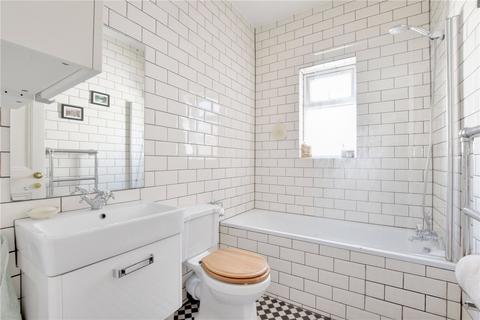 2 bedroom apartment for sale, Radford Road, Hither Green, London, SE13