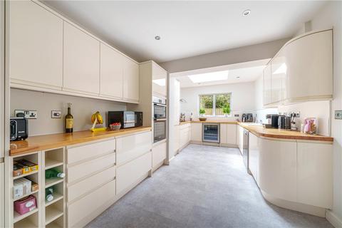 4 bedroom detached house to rent, Woodlands, Pickwick, Corsham, Wiltshire, SN13