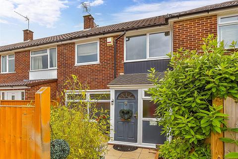 3 bedroom terraced house for sale, A'Becket Court, Old Portsmouth, Portsmouth, Hampshire