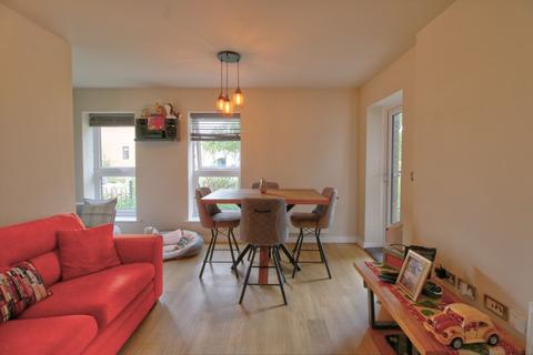 14 Iceni Square, Harlow, CM18 7FL