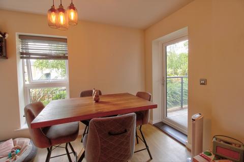 14 Iceni Square, Harlow, CM18 7FL