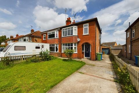 3 bedroom semi-detached house for sale, Wansford Road, Driffield, YO25 5NN