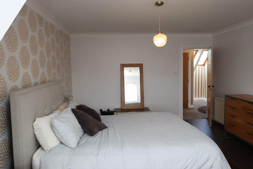 Main Bedroom (Photo 2)