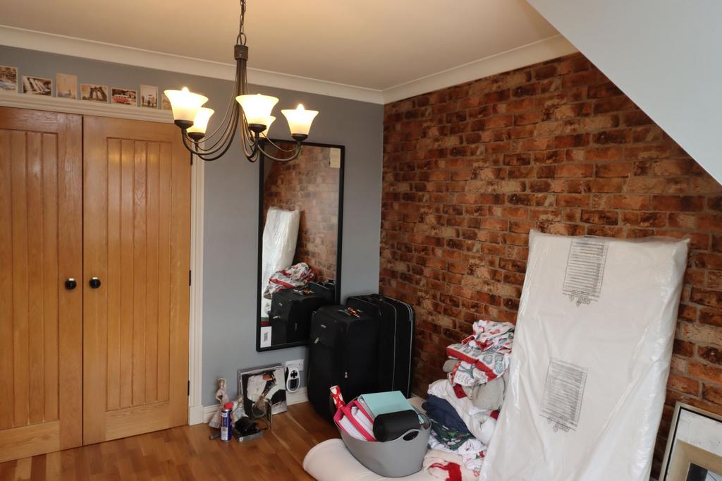 Bedroom 2 (Photo 2)
